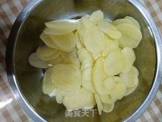 空气炸锅烤土豆片的做法步骤：3