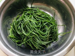 凉拌沙葱的做法步骤：3