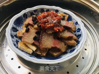 豆腐干蒸腊肉的做法步骤：8