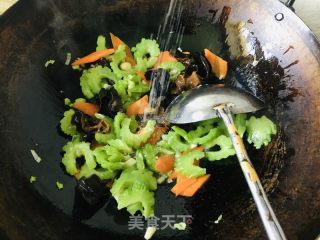 清炒苦瓜的做法步骤：9