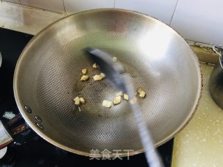 芥兰肉片汤的做法步骤：3