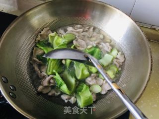 芥兰肉片汤的做法步骤：6