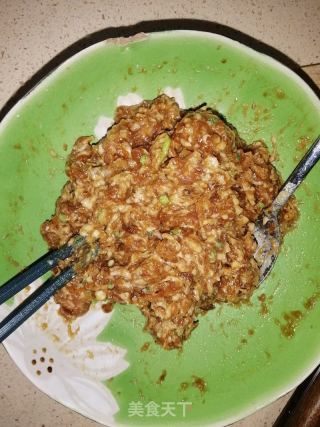 汆丸子的做法步骤：5
