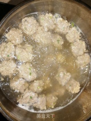 汆丸子的做法步骤：9