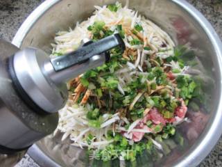 香干茭白肉馅荞麦饺子的做法步骤：6