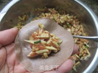 香干茭白肉馅荞麦饺子的做法步骤：10