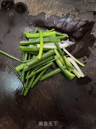 鹿茸菇炒牛肉的做法步骤：4