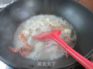 梭子蟹煮魔芋结的做法步骤：8