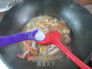 梭子蟹煮魔芋结的做法步骤：10