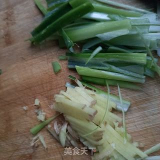 肉片炒白芹菜的做法步骤：4
