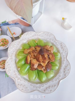 蚝油香菇炒油菜的做法