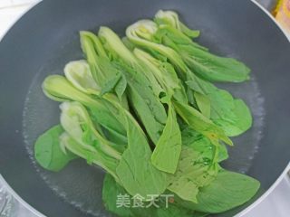 蚝油香菇炒油菜的做法步骤：4