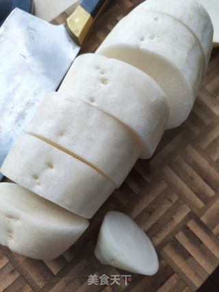 红烧元宝萝卜的做法步骤：1