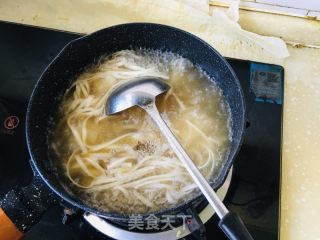鸡汤云吞面的做法步骤：6