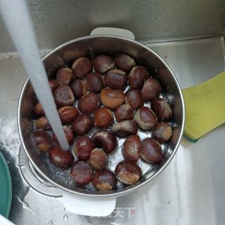 蜂蜜蒸板栗的做法步骤：1
