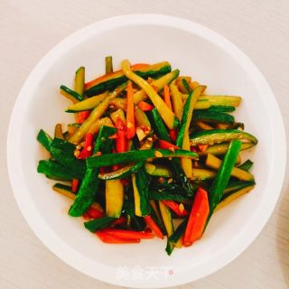 炒黄瓜条的做法
