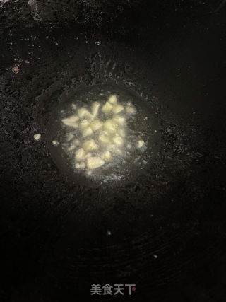 西蓝花炒香菇的做法步骤：5