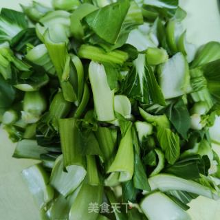 蘑菇炒小白菜的做法步骤：2