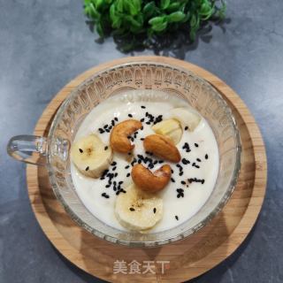 坚果香蕉酸奶杯的做法步骤：3