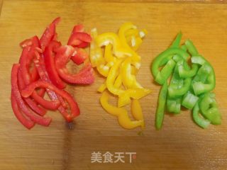 彩椒炒杏鲍菇的做法步骤：3