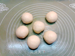芝麻酱红糖小面包的做法步骤：8