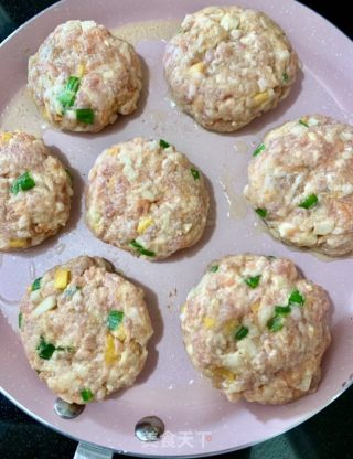 香煎蓮藕餅的做法步骤：5
