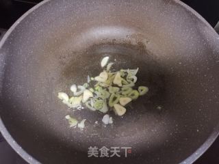 虾皮炒冬瓜的做法步骤：3