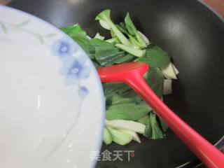 鸡蛋茭白小青菜炒魔芋结的做法步骤：6