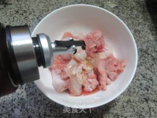 葱油焖鸡的做法步骤：7