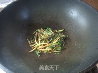葱油焖鸡的做法步骤：11