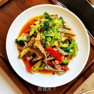 黑腐竹拌时蔬的做法步骤：11