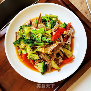 黑腐竹拌时蔬的做法步骤：12