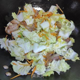 五花肉白菜炒米粉的做法步骤：8