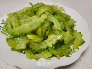 清炒苦瓜的做法步骤：4