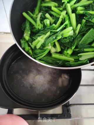 春菜龙骨汤的做法步骤：9