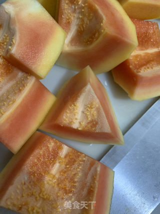 木瓜栗子玉米湯的做法步骤：3