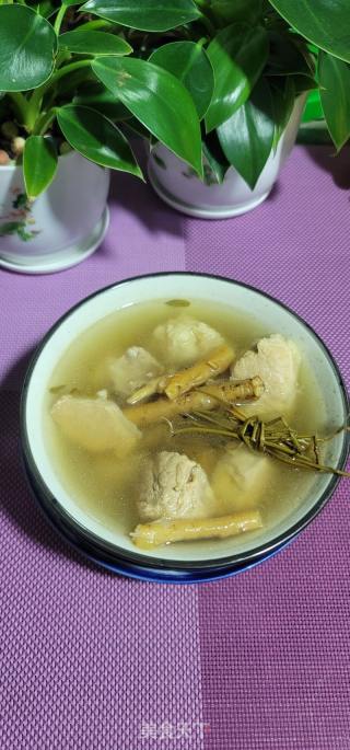 鸡骨草瘦肉汤的做法步骤：8