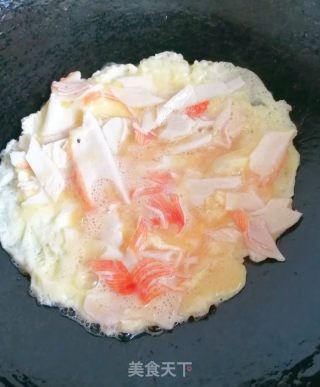 蟹柳滑蛋三明治的做法步骤：4