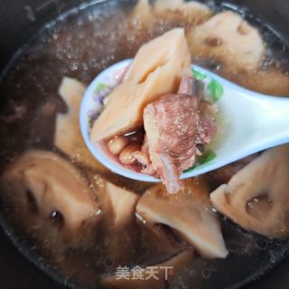 莲藕花生炖排骨的做法步骤：8