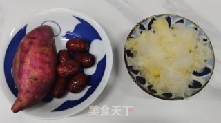 红薯银耳羹的做法步骤：1