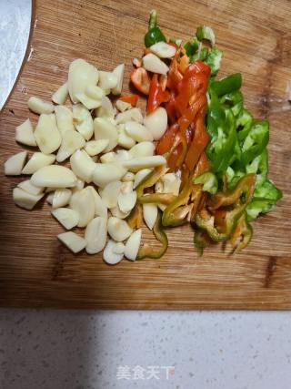茄子炒豆腐的做法步骤：3