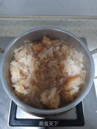 红枣雪梨银耳羹的做法步骤：5