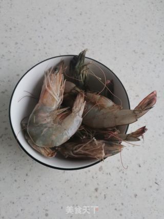 香辣虾的做法步骤：1