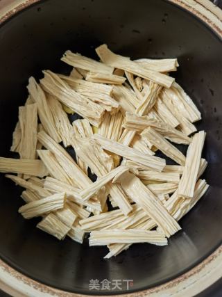 鱼丸杂菜煲的做法步骤：8