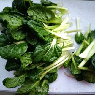 煮肉炒乌塌菜的做法步骤：1