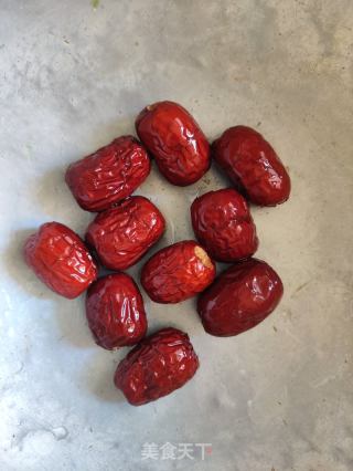 南瓜红枣小米粥的做法步骤：3