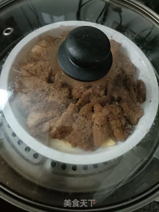 粉蒸肉的做法步骤：12