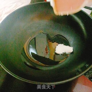 猪油炒青菜的做法步骤：2