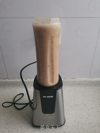 红枣雪梨银耳汁的做法步骤：3