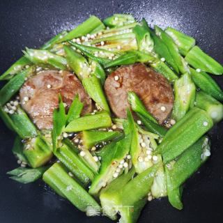 秋葵煎牛排的做法步骤：6
